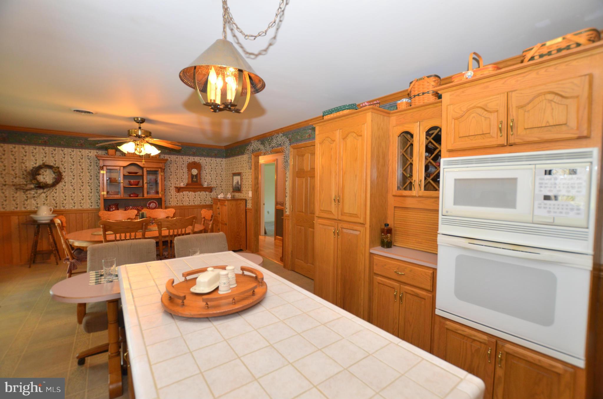 16758 Spielman Road Fairplay, MD 21733 - Photo 10 of 30 Custom Cabinets