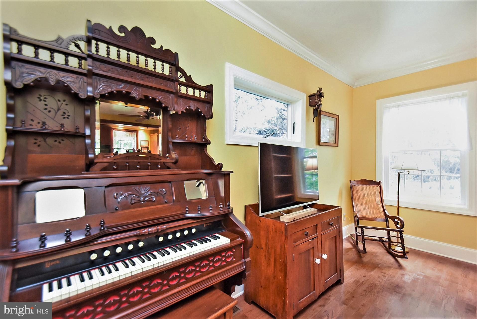 586 Laudermilch Road Hershey, PA 17033 - Photo 18 of 66 Gallery Image 18