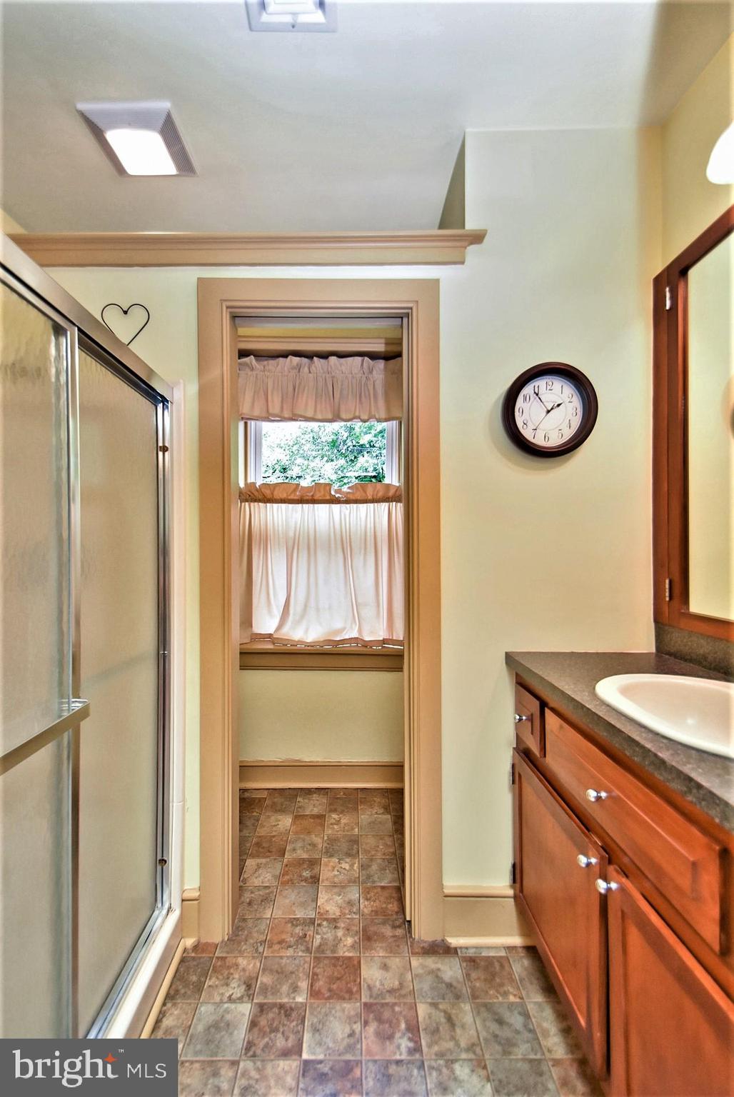 586 Laudermilch Road Hershey, PA 17033 - Photo 29 of 66 Gallery Image 29