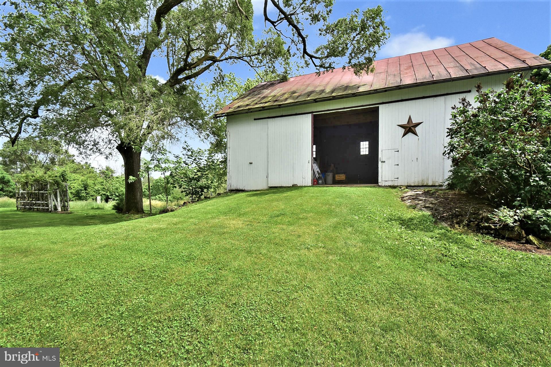 586 Laudermilch Road Hershey, PA 17033 - Photo 39 of 66 Bank barn.