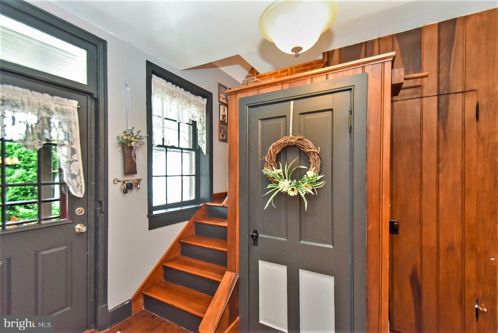 586 Laudermilch Road Hershey, PA 17033 - Photo 6 of 66 Gallery Image 6