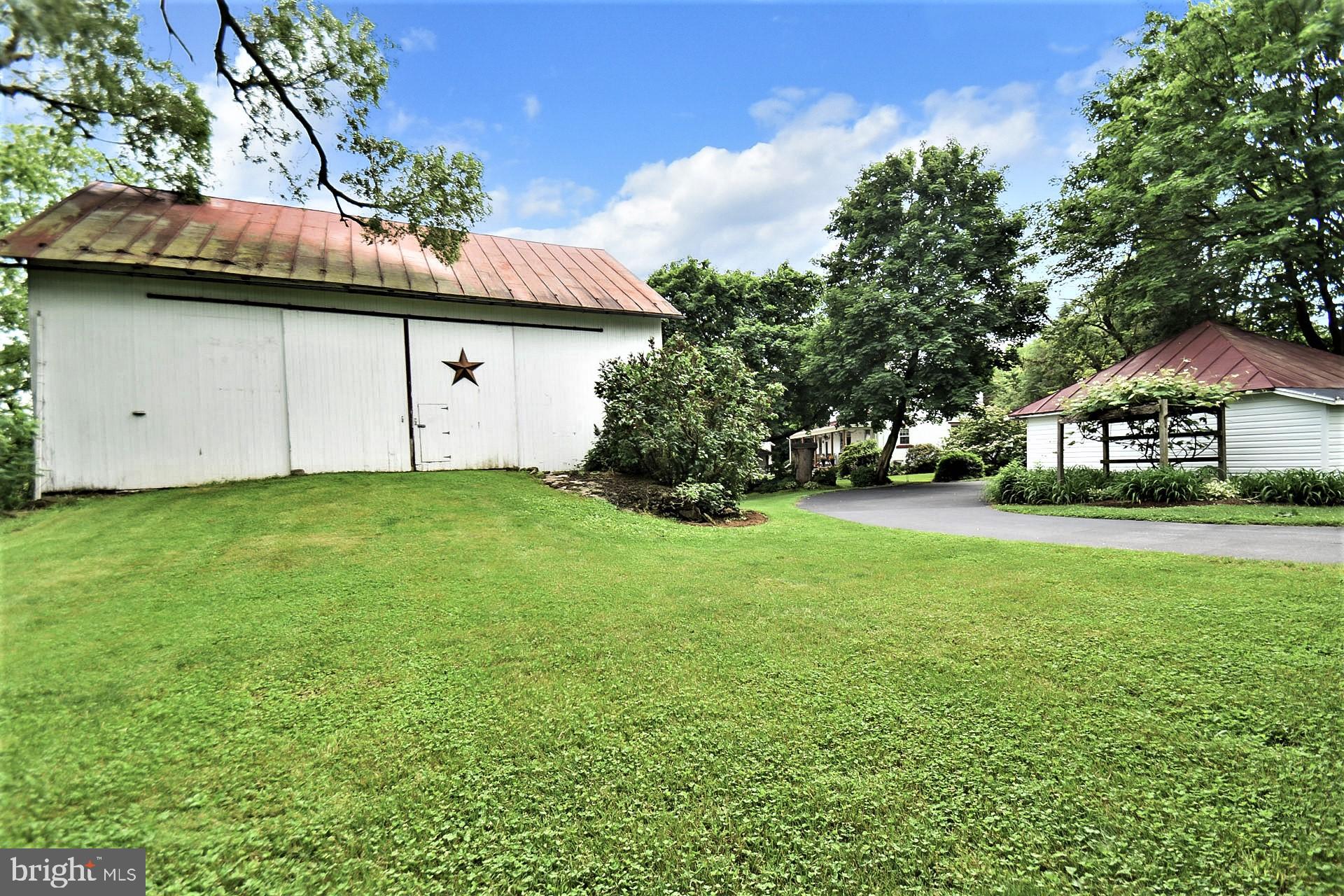586 Laudermilch Road Hershey, PA 17033 - Photo 59 of 66 Gallery Image 59