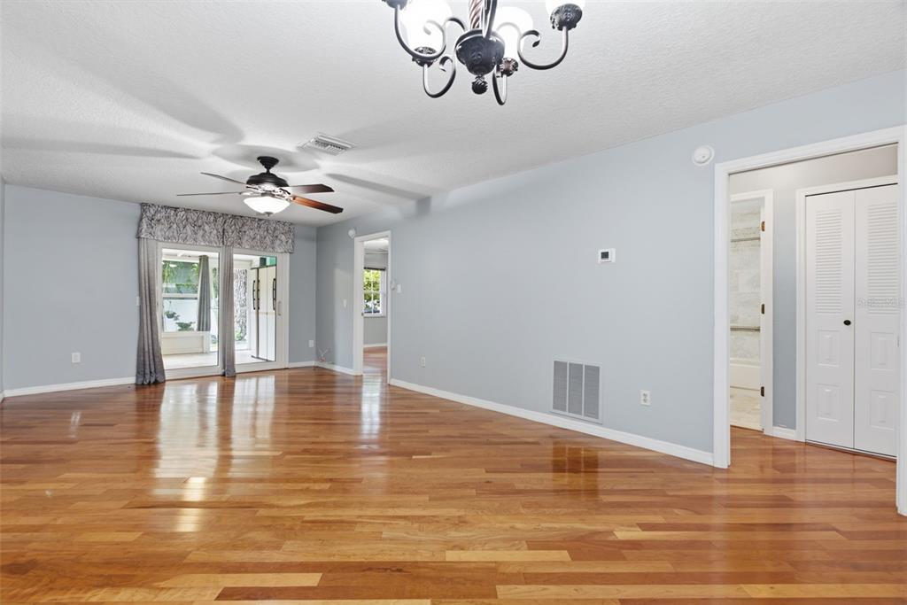 2250 Druid Road, Unit 603 Clearwater, FL 33764 - Photo 11 of 42