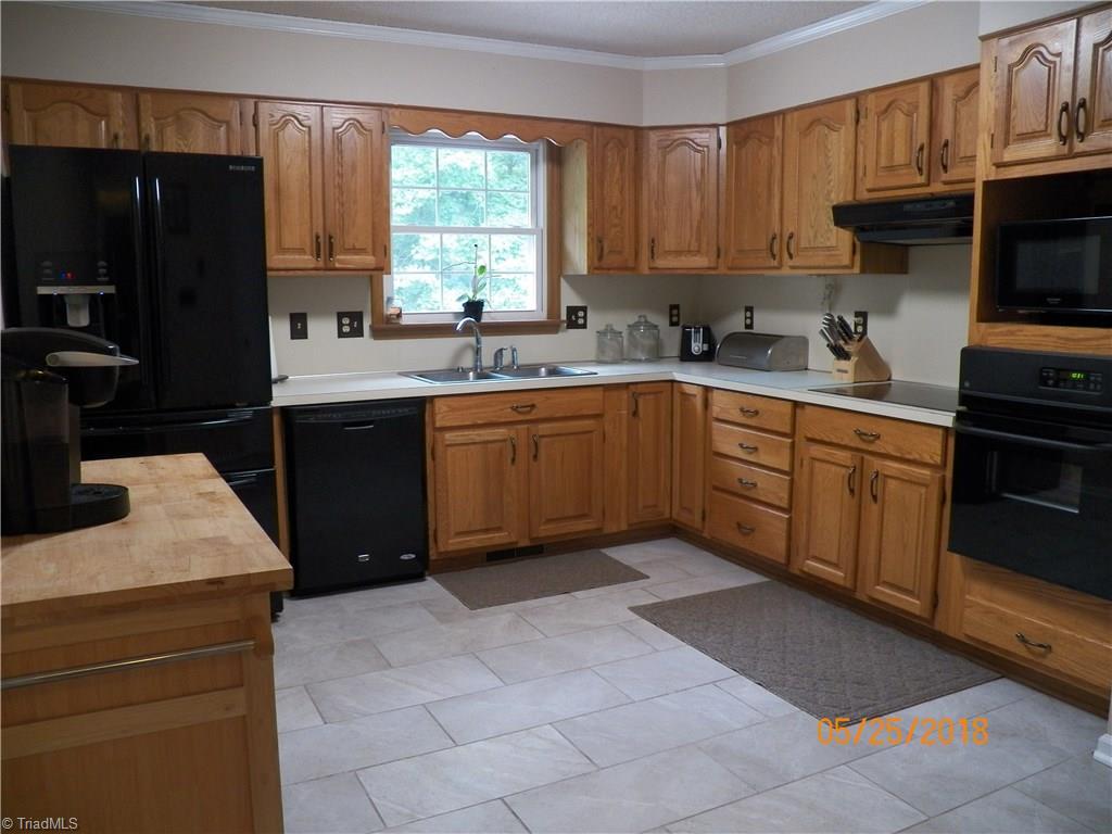 8630 Haw River Road Oak Ridge, NC 27310 - Photo 7 of 30