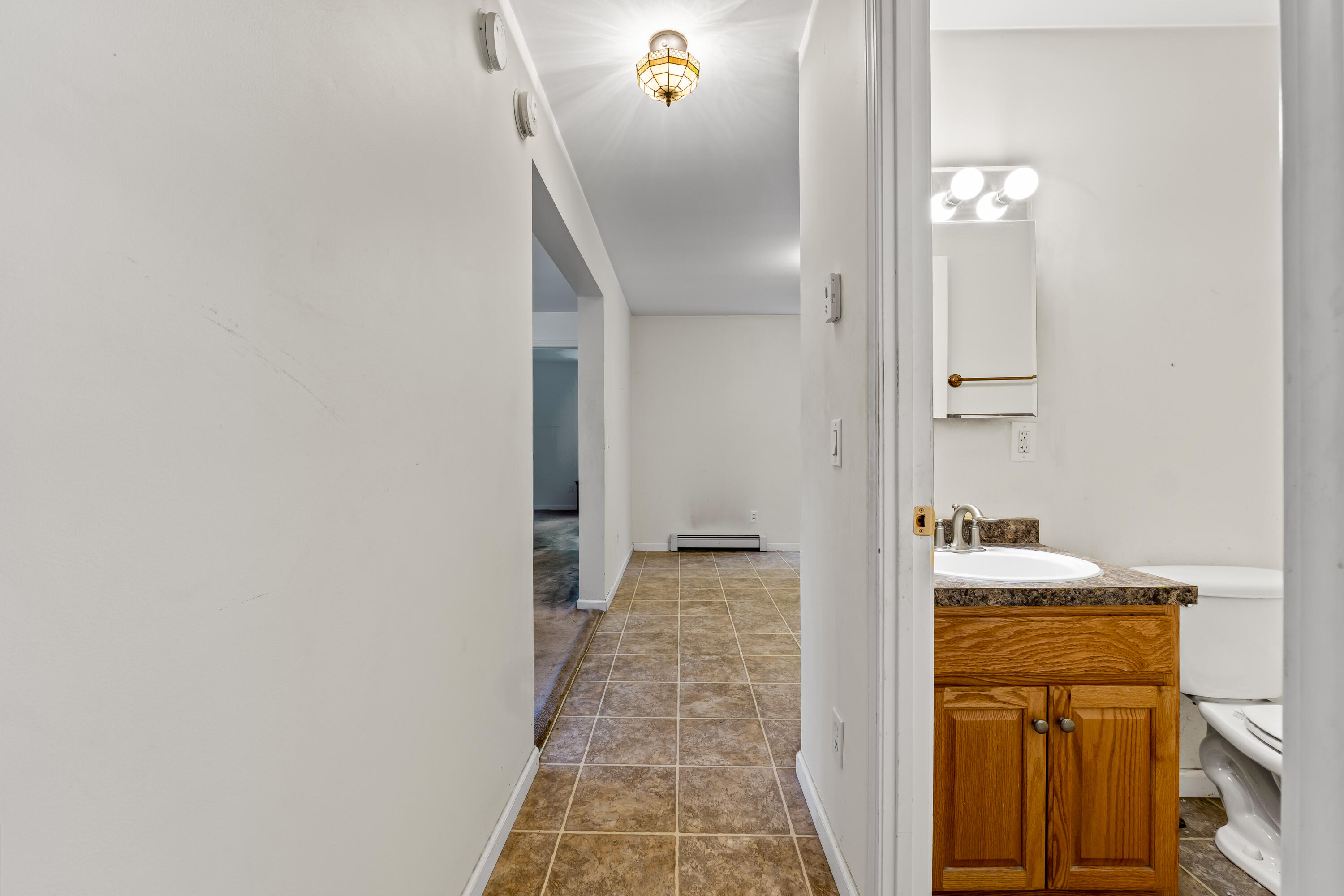 605 Lower Guinea Road Lebanon, ME 04027 - Photo 30 of 55 Hallway