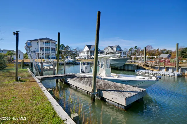 $1,570,000 | 1017 Mallard Bay Drive, Hampstead, NC 28443