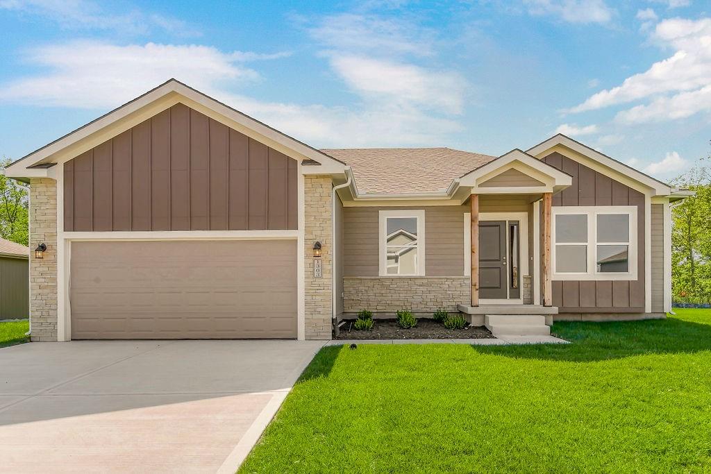 703 Wood Sage Court Raymore, MO 64083 - Photo 4 of 30