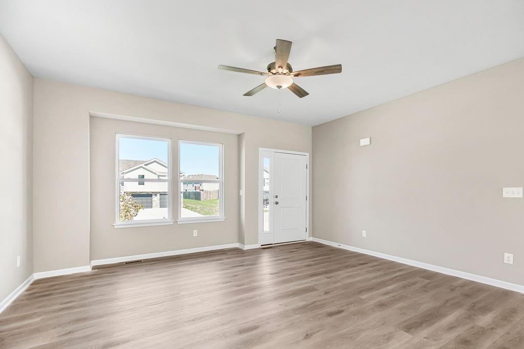 703 Wood Sage Court Raymore, MO 64083 - Photo 6 of 30