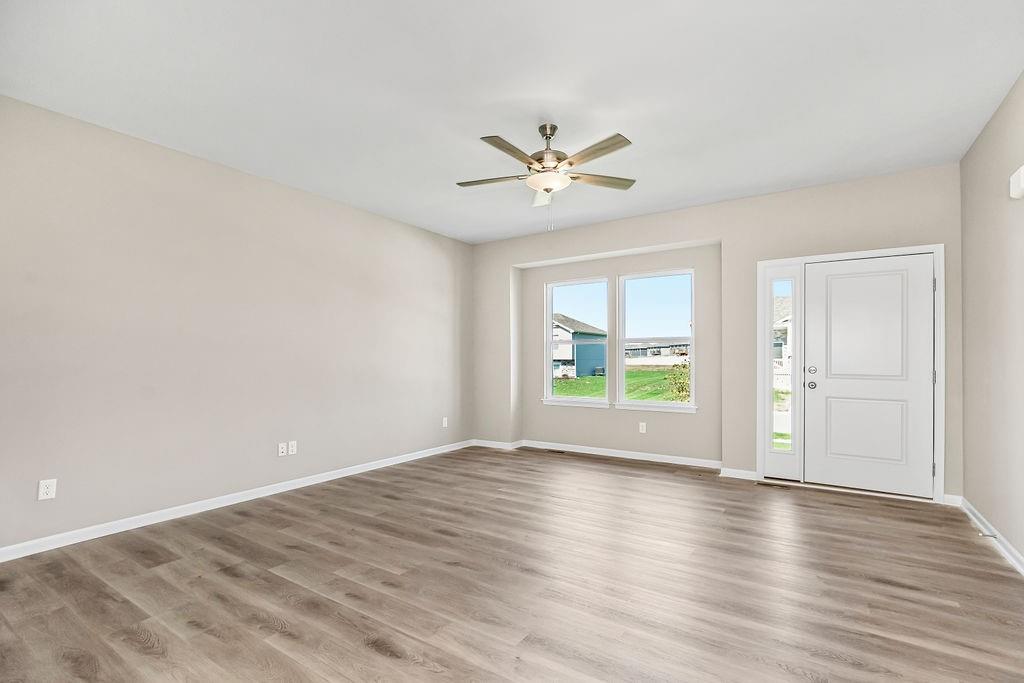 703 Wood Sage Court Raymore, MO 64083 - Photo 7 of 30