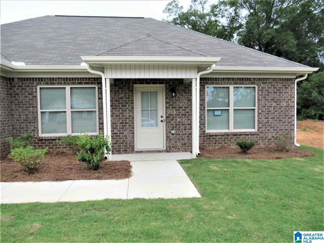 285 Elm Way Lincoln, AL 35096 - Photo 3 of 12