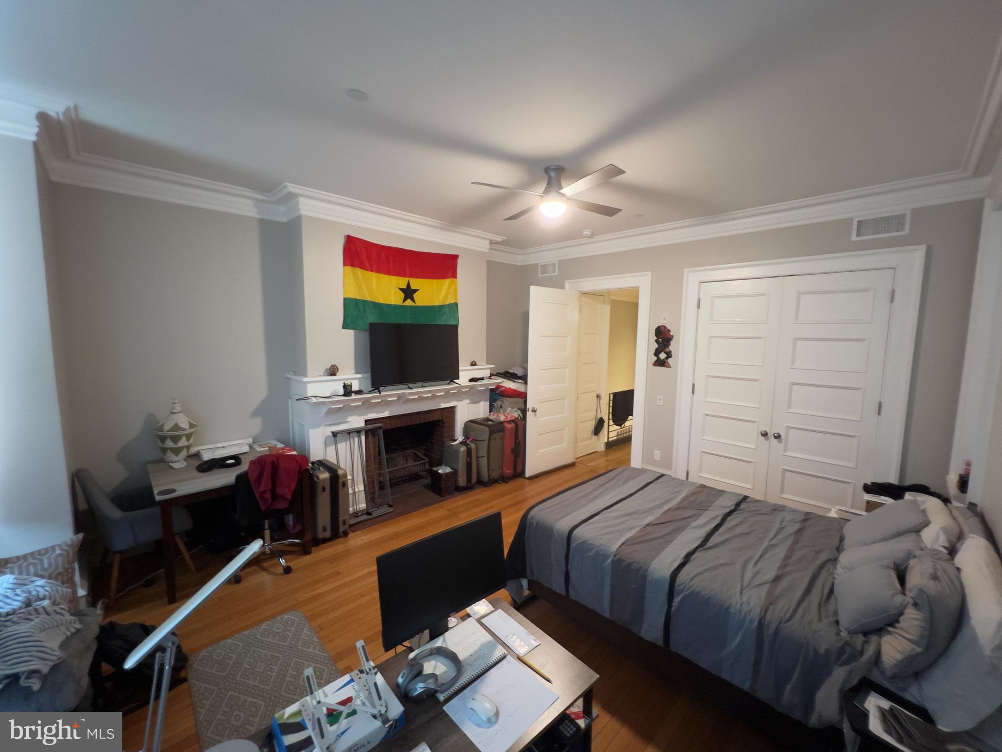 2126 Locust Street, Unit 1R Philadelphia, PA 19103 - Photo 22 of 65