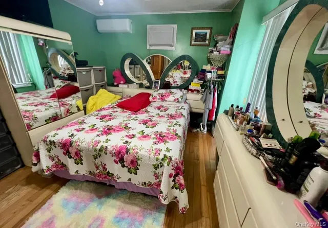 $849,990 | 93-53 207th Street | Bellaire West Ward