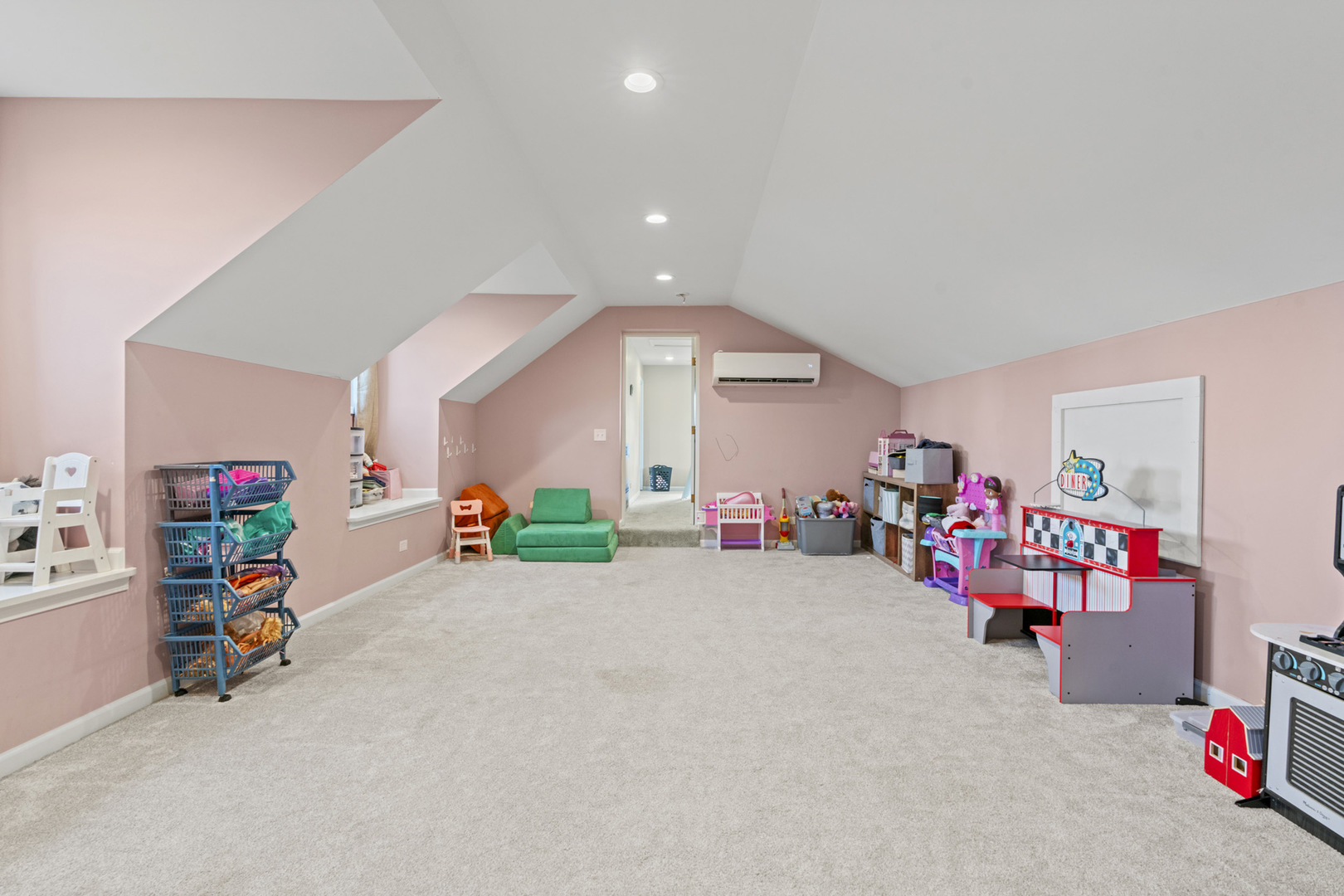 3617 Raycraft Road Woodstock, IL 60098 - Photo 17 of 48 Gallery Image 17