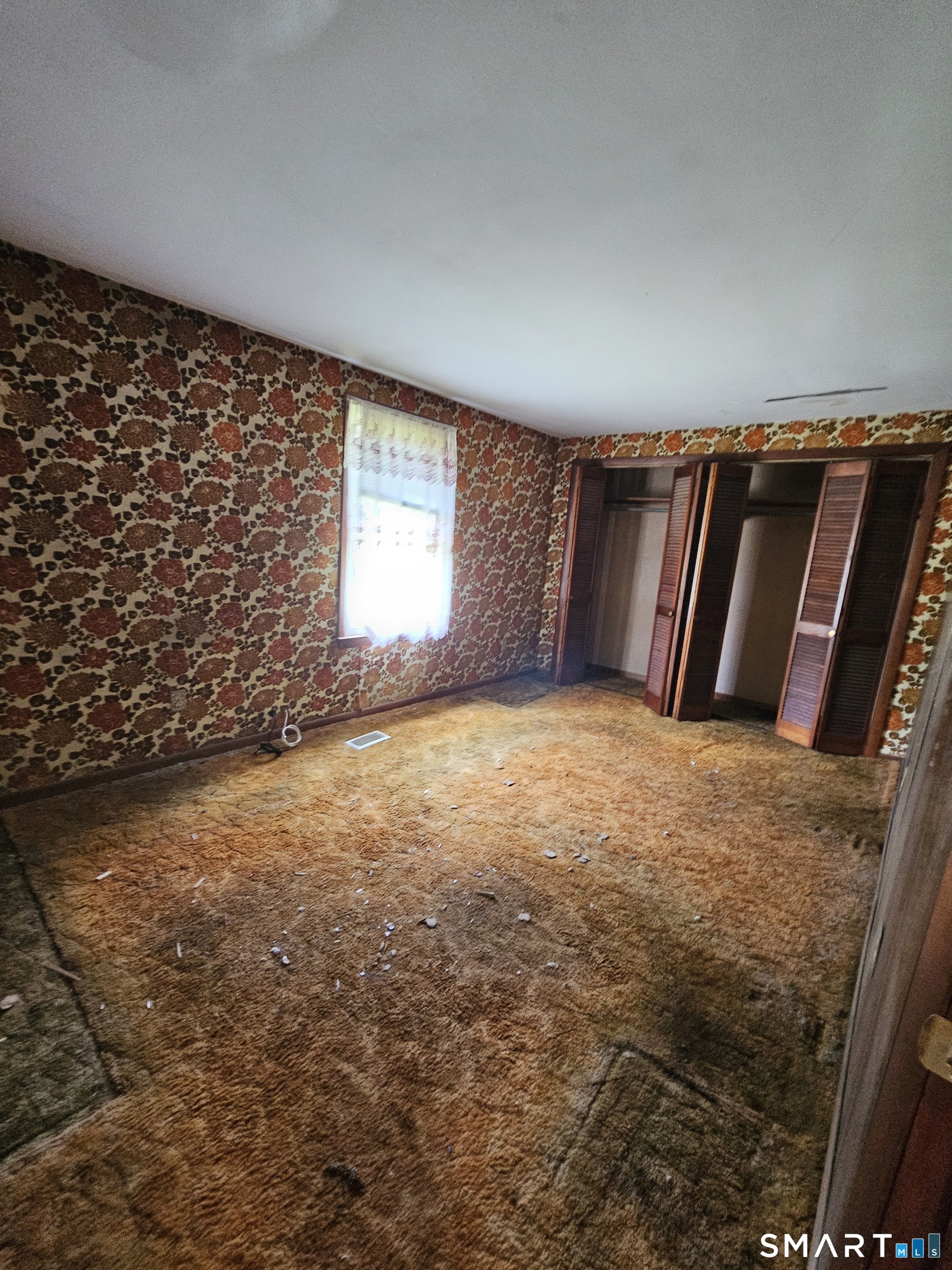 645 Silver Sands Road East Haven, CT 06512 - Photo 9 of 14