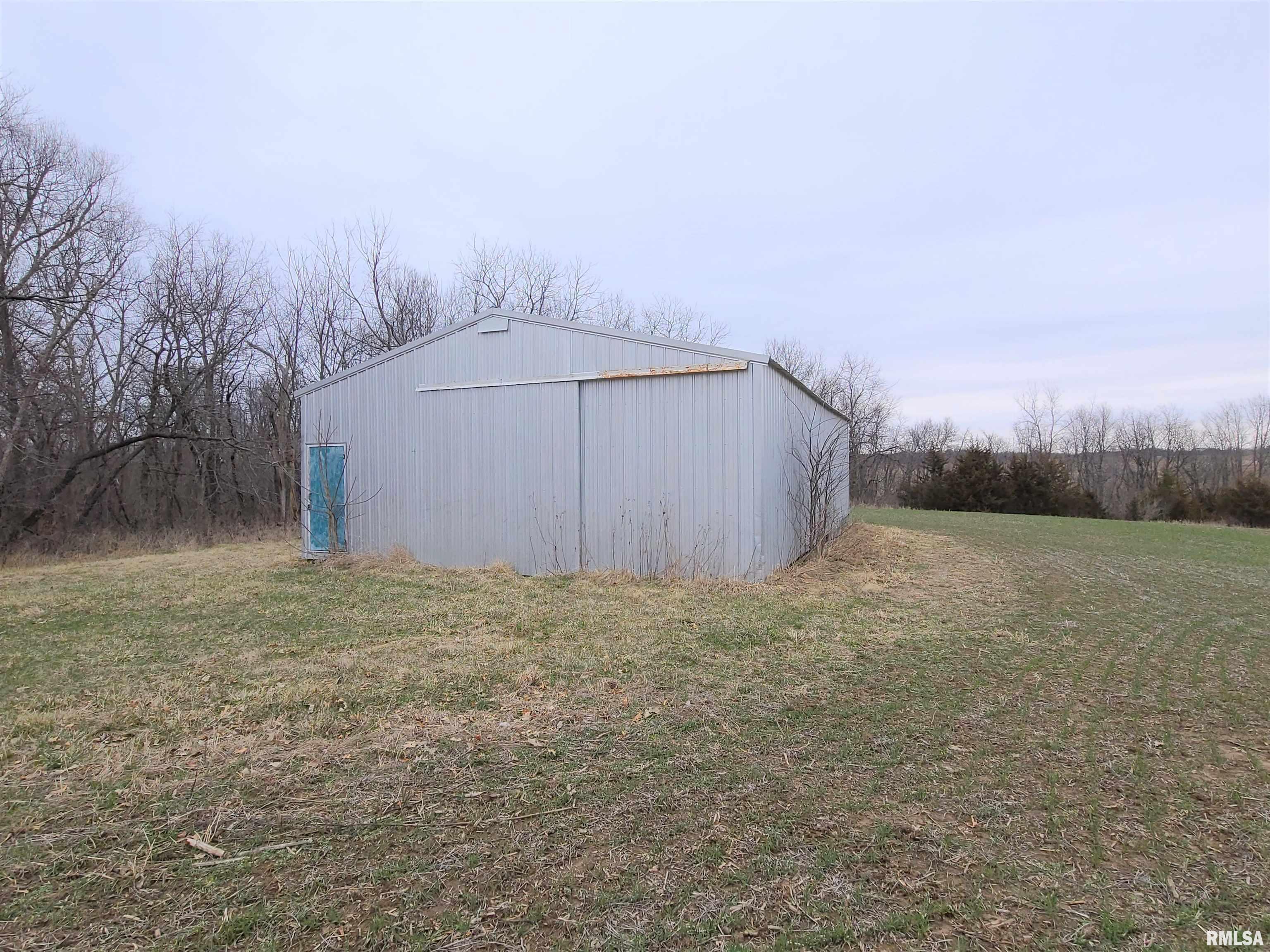 12984 Spring Valley Road Morrison, IL 61270 - Photo 1 of 20