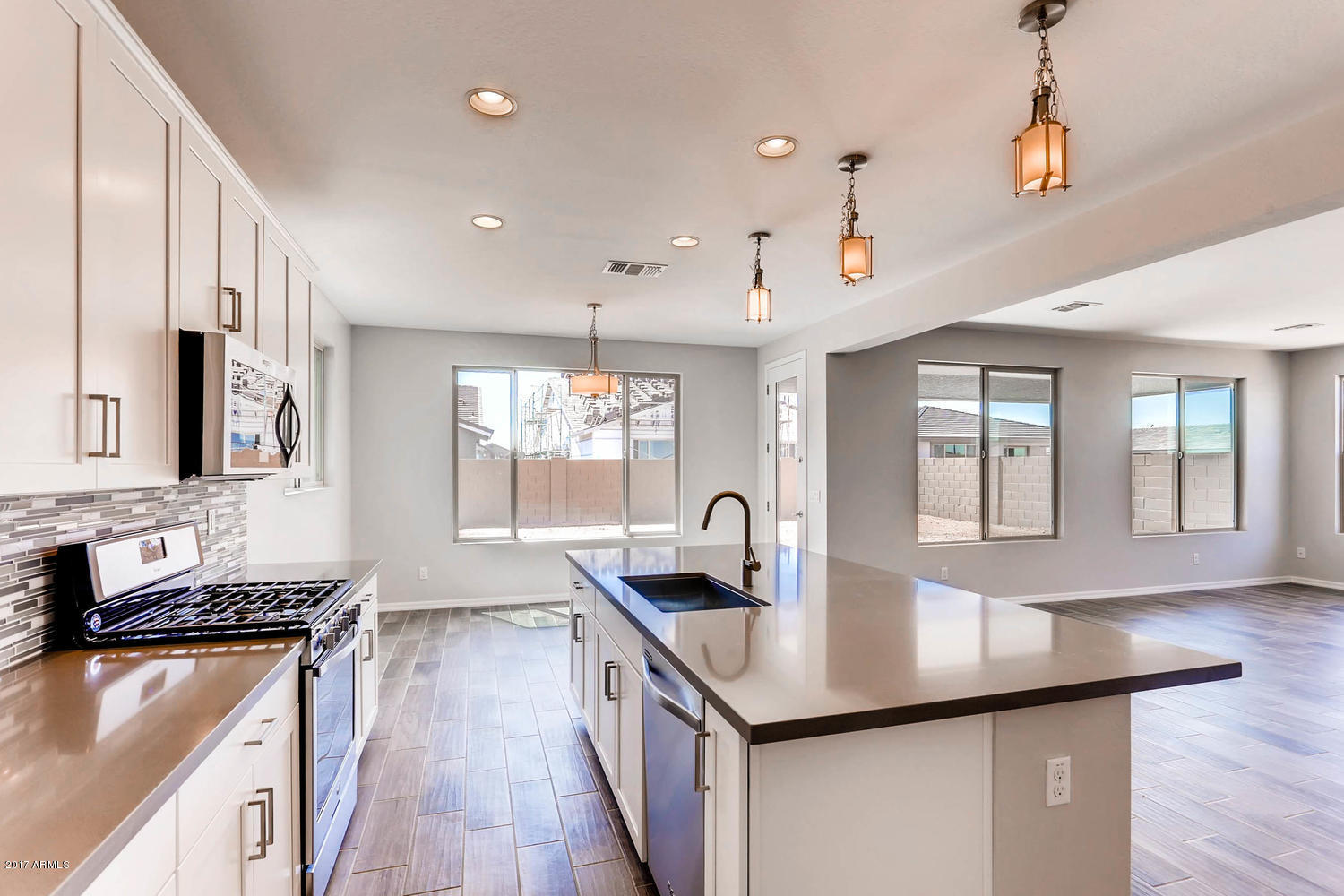 14411 West Charter Oak Road Surprise, AZ 85379 - Photo 8 of 28 14411 W Charter Oak Rd-large-008-7-Kitch
