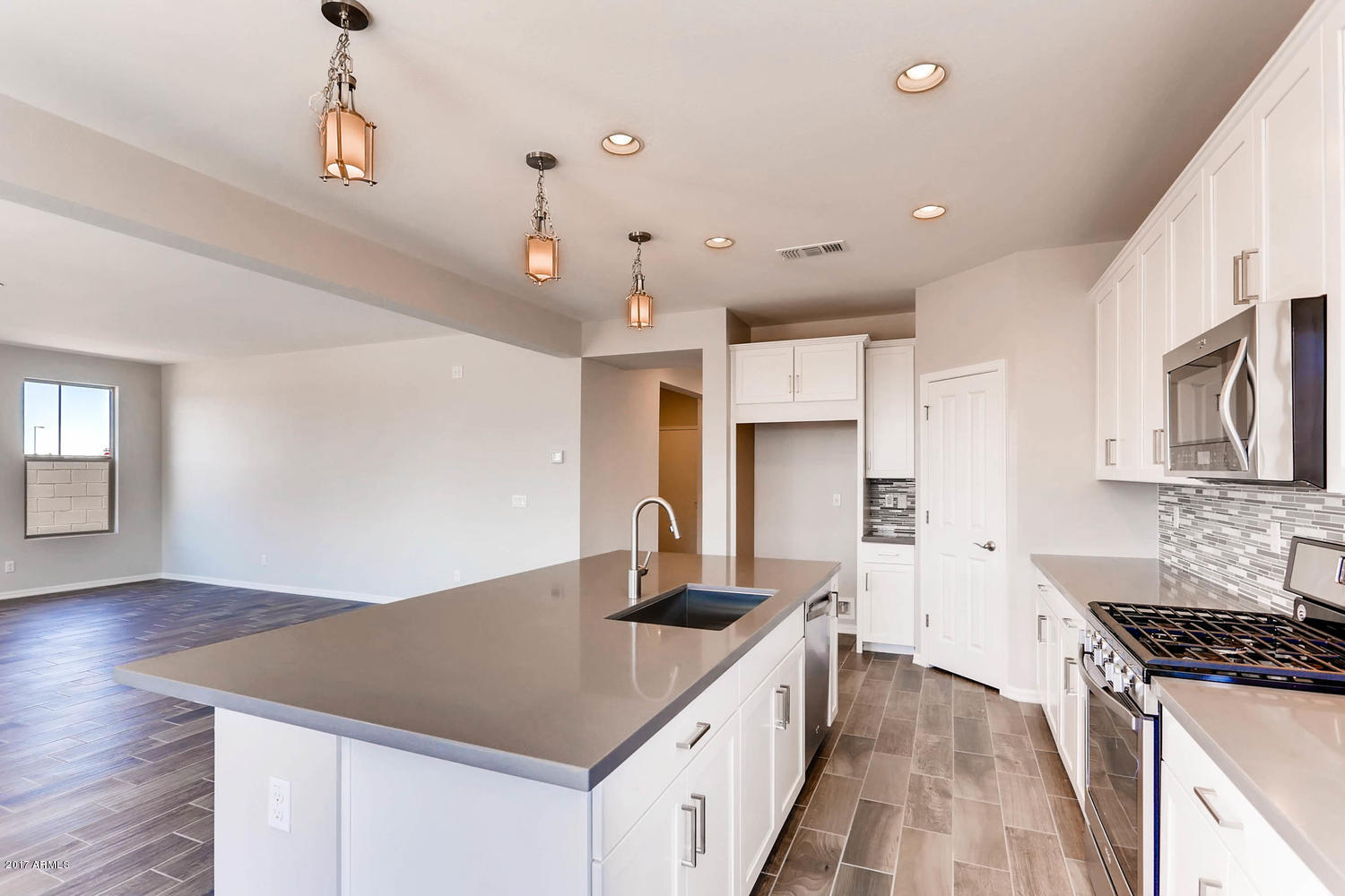 14411 West Charter Oak Road Surprise, AZ 85379 - Photo 9 of 28 14411 W Charter Oak Rd-large-009-15-Kitc