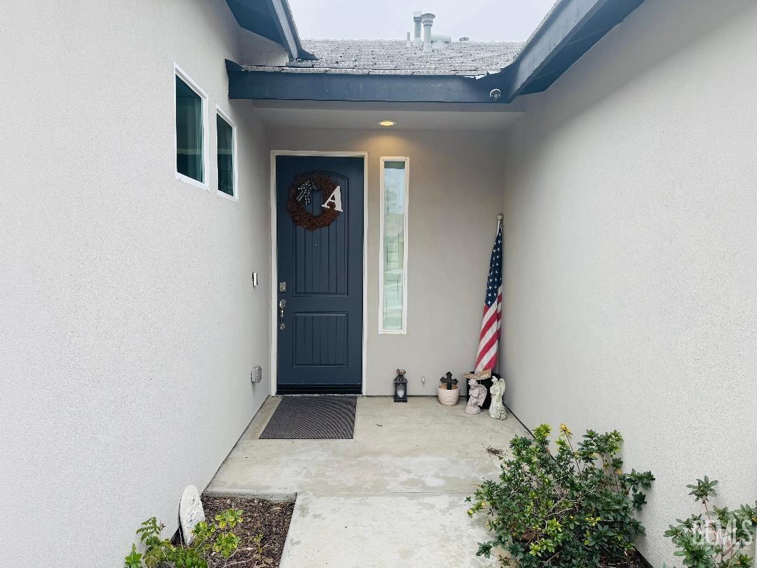 Undisclosed Address Bakersfield, CA 93314 - Photo 4 of 32 a view of entryway