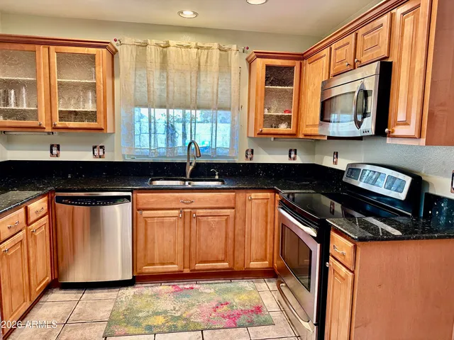 $425,000 | 4349 East Chuckwalla Canyon, Phoenix, AZ 85044