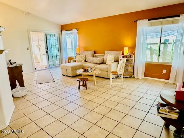 $425,000 | 4349 East Chuckwalla Canyon, Phoenix, AZ 85044