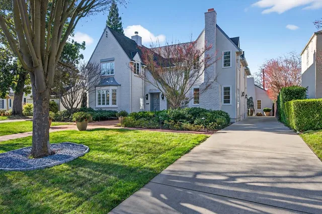 $1,985,000 | 1020 46th Street, Sacramento, CA 95819