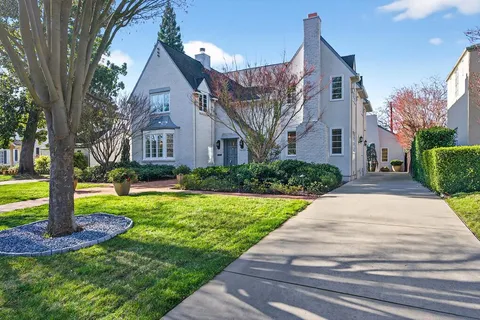 $1,985,000 | 1020 46th Street, Sacramento, CA 95819