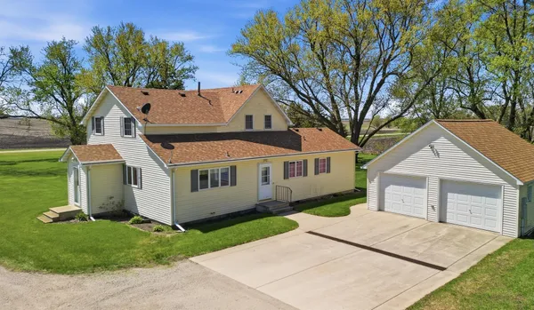 $349,500 | 47473 200th Street, Easton, MN 56025