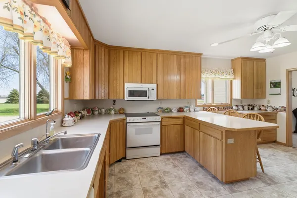 $349,500 | 47473 200th Street, Easton, MN 56025