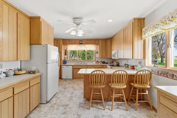 $349,500 | 47473 200th Street, Easton, MN 56025