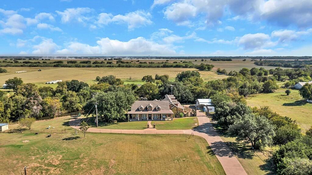 2300 North Rock Creek Road Waco, TX 76708 - Photo 38 of 40 a view of a city with an ocean view