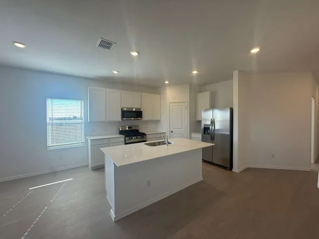 $2,899 | 18030 Prairie Falcon Way, Pflugerville, TX 78660