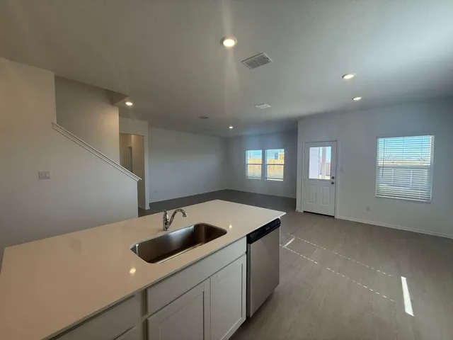 $2,899 | 18030 Prairie Falcon Way, Pflugerville, TX 78660