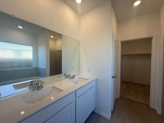 $2,899 | 18030 Prairie Falcon Way, Pflugerville, TX 78660