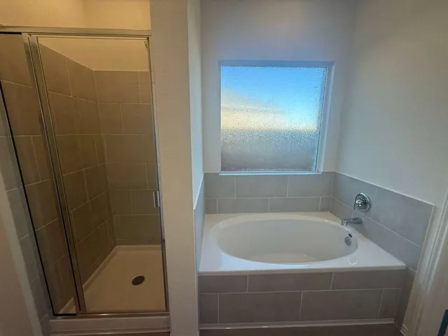 $2,899 | 18030 Prairie Falcon Way, Pflugerville, TX 78660