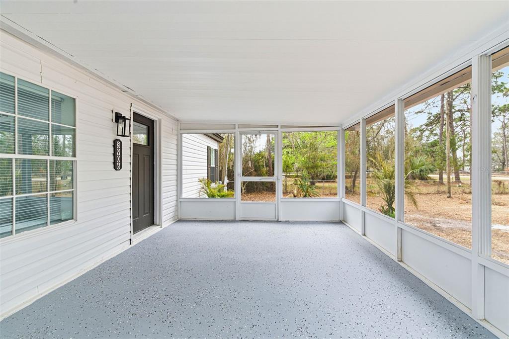 3906 Fox Ridge Boulevard Wesley Chapel, FL 33543 - Photo 6 of 58 Gallery Image 6