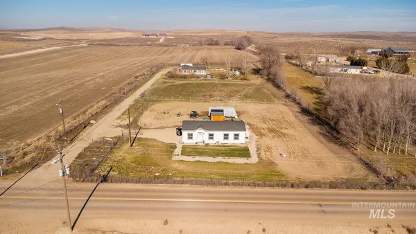 $899,000 | 21568 Market Road, Parma, ID 83660