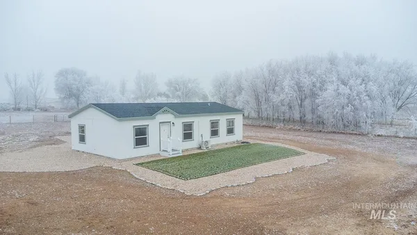 $949,000 | 21568 Market Road, Parma, ID 83660