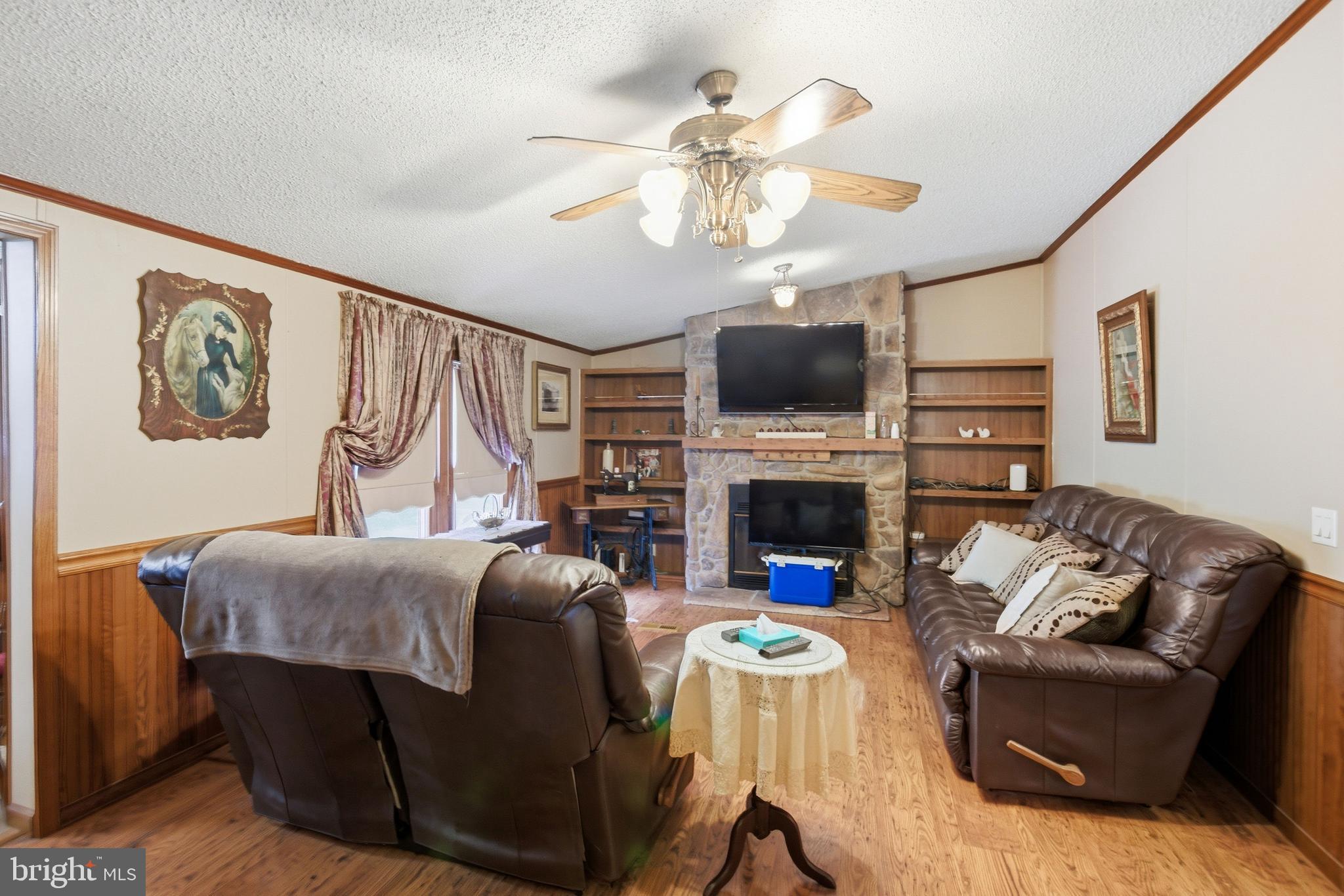 454 Racetrack Road Abbottstown, PA 17301 - Photo 6 of 34 Gallery Image 6