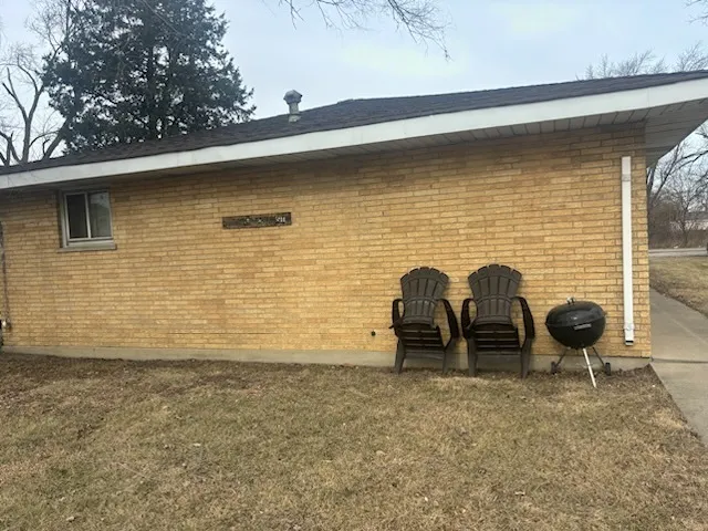 $189,900 | 173 East 151st Street, Harvey, IL 60426
