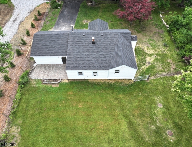 14 Stempert Road Branchville, NJ 07826 - Photo 4 of 30