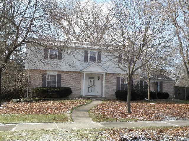 921 Whittier Road Grosse Pointe, MI 48230 - Photo 1 of 1 921 Whittier
