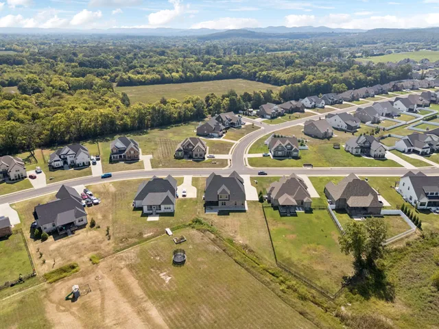 $717,700 | 1901 Rhonda Drive, Christiana, TN 37037