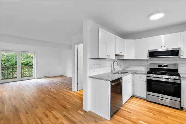 $299,000 | 204 New Haven Avenue, Unit 2G, Derby, CT 06418