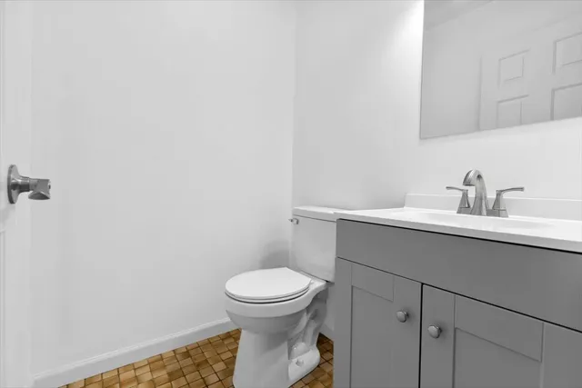 $299,000 | 204 New Haven Avenue, Unit 2G, Derby, CT 06418