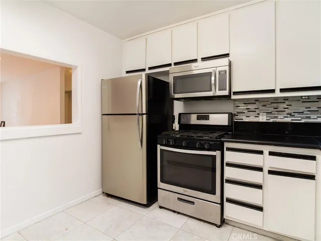 $3,495 | 4832 Hollow Corner Road, Unit 198, Culver City, CA 90230