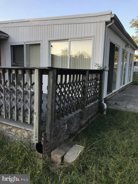 815 Hopewood Road Baltimore, MD 21208 - Photo 2 of 20 Rear Exterior