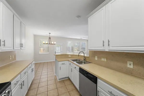$285,000 | 157 Summerhaze Circle, The Woodlands, TX 77382