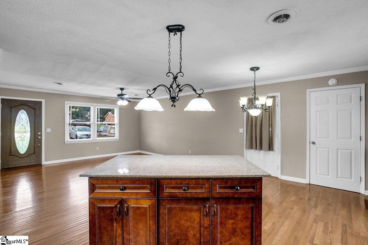 220 Oak Street Chesnee, SC 29323 - Photo 6 of 38