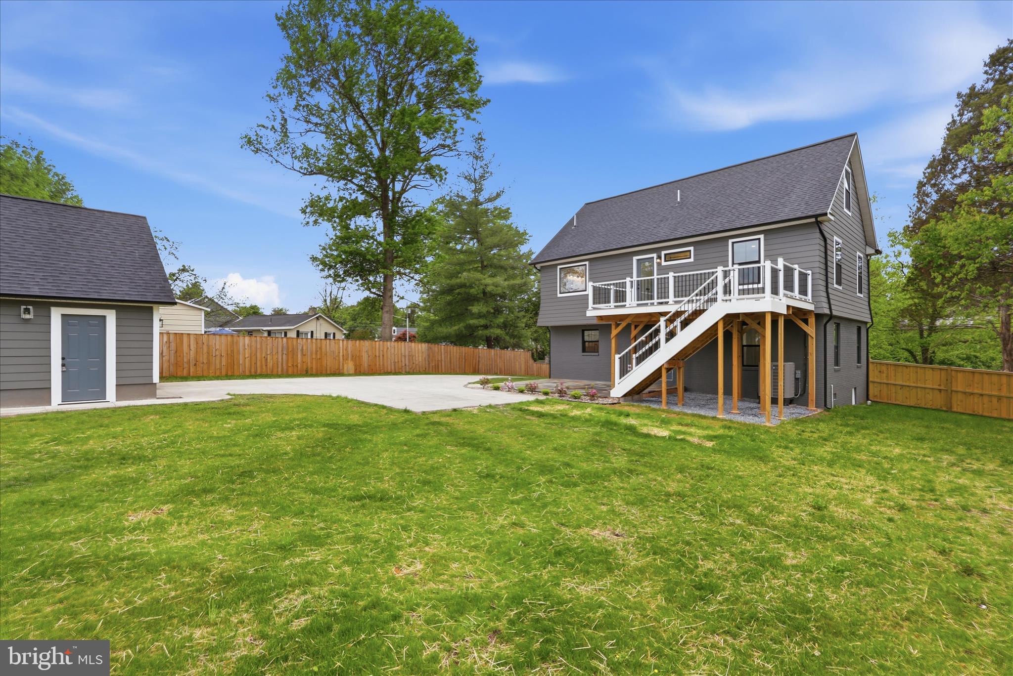 8323 Rolling Road Manassas, VA 20110 - Photo 39 of 47