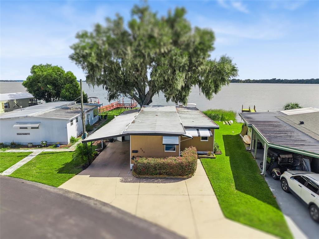 669 Sinclair Circle Tavares, FL 32778 - Photo 12 of 49 Gallery Image 12